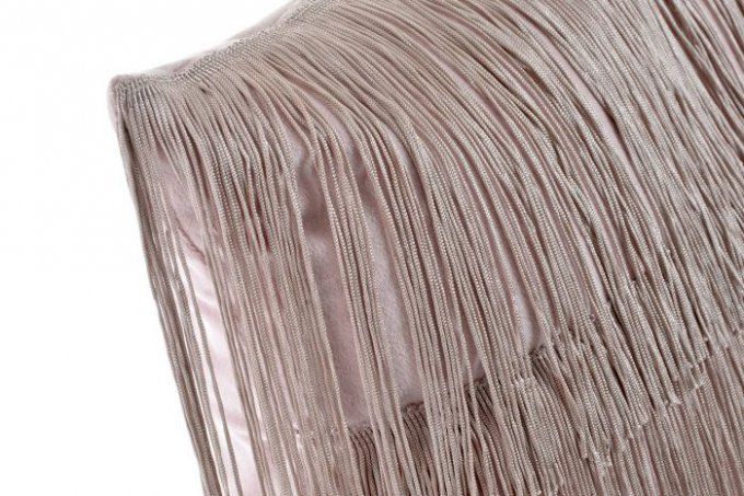 Coussin en Polyester à Franges Grenat ou Rose 45X45