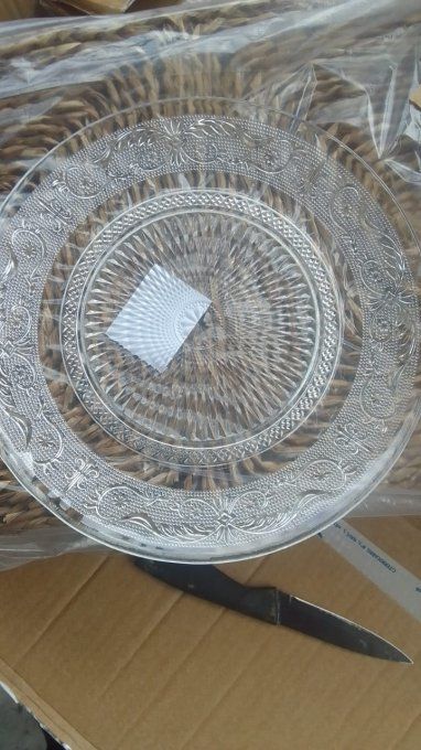 Assiette transparent gravée 25 cm
