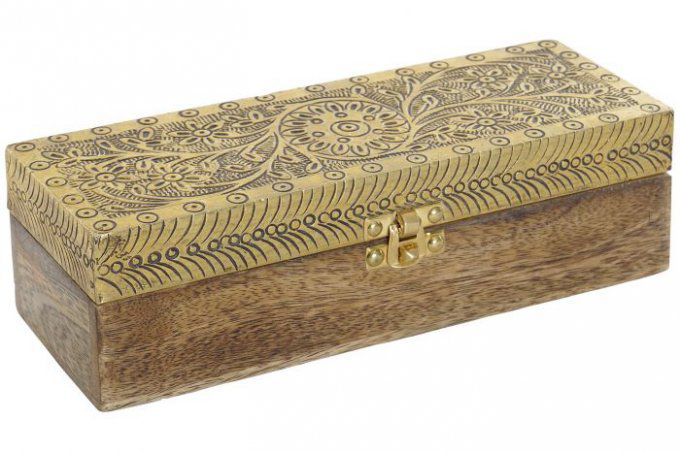 Boite en mangue et aluminium gravé