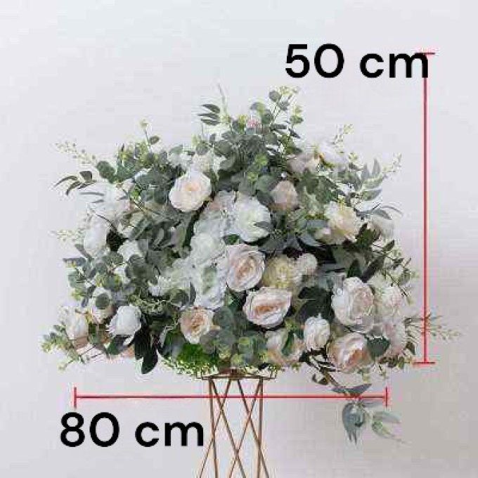 Composition florale pour structure à poser.