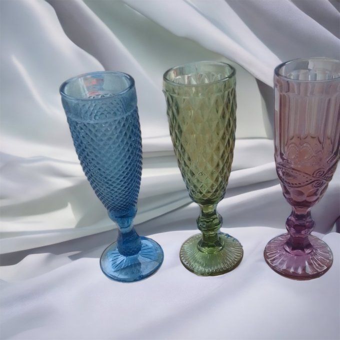 verre à pied gravé bleu 150 ml